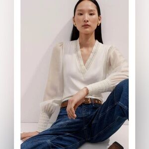 ME-EM Fluid Balloon Sleeve Layering Cream V-Neck Blouse size US 12